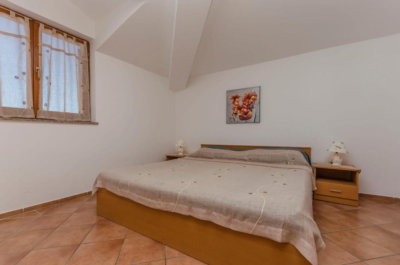 Apartments Villa Estella Srima Kültér fotó