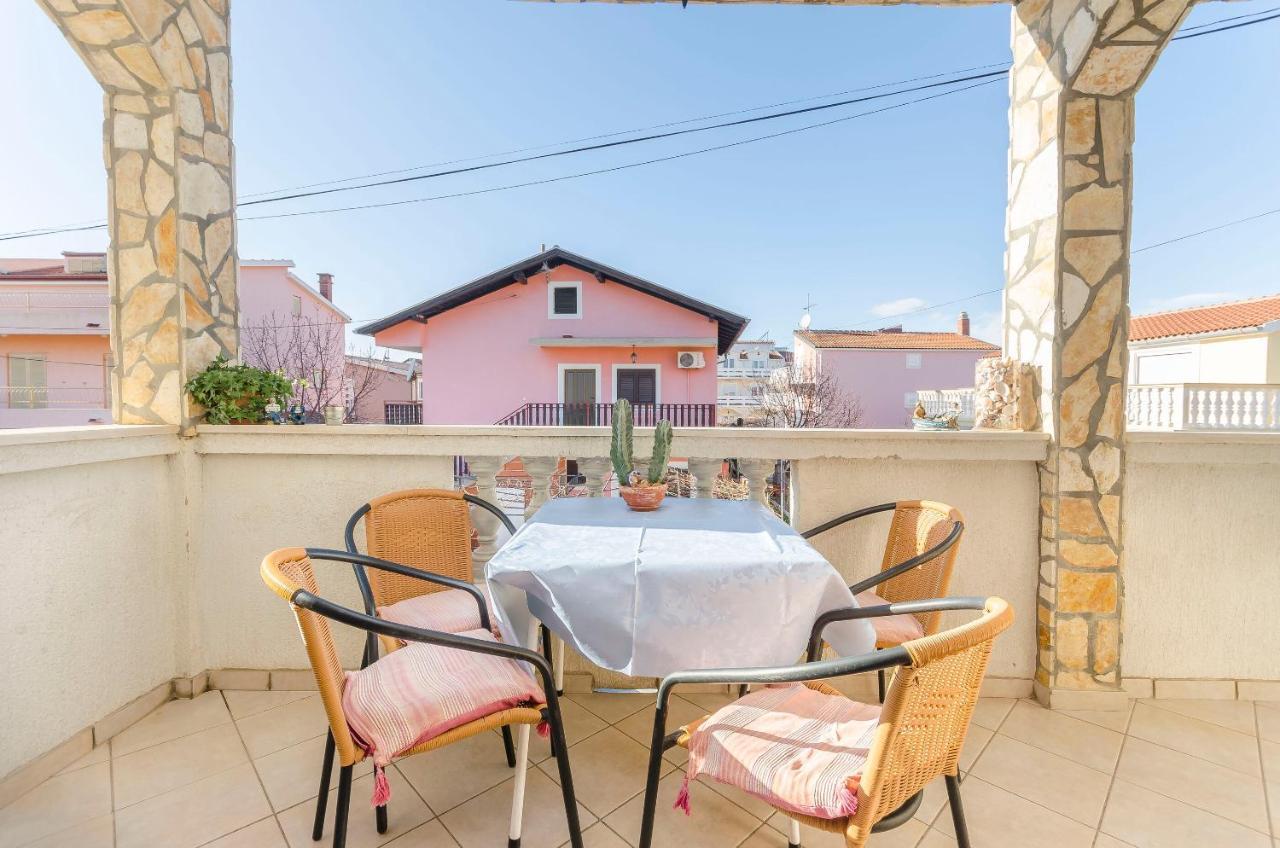 Apartments Villa Estella Srima Kültér fotó