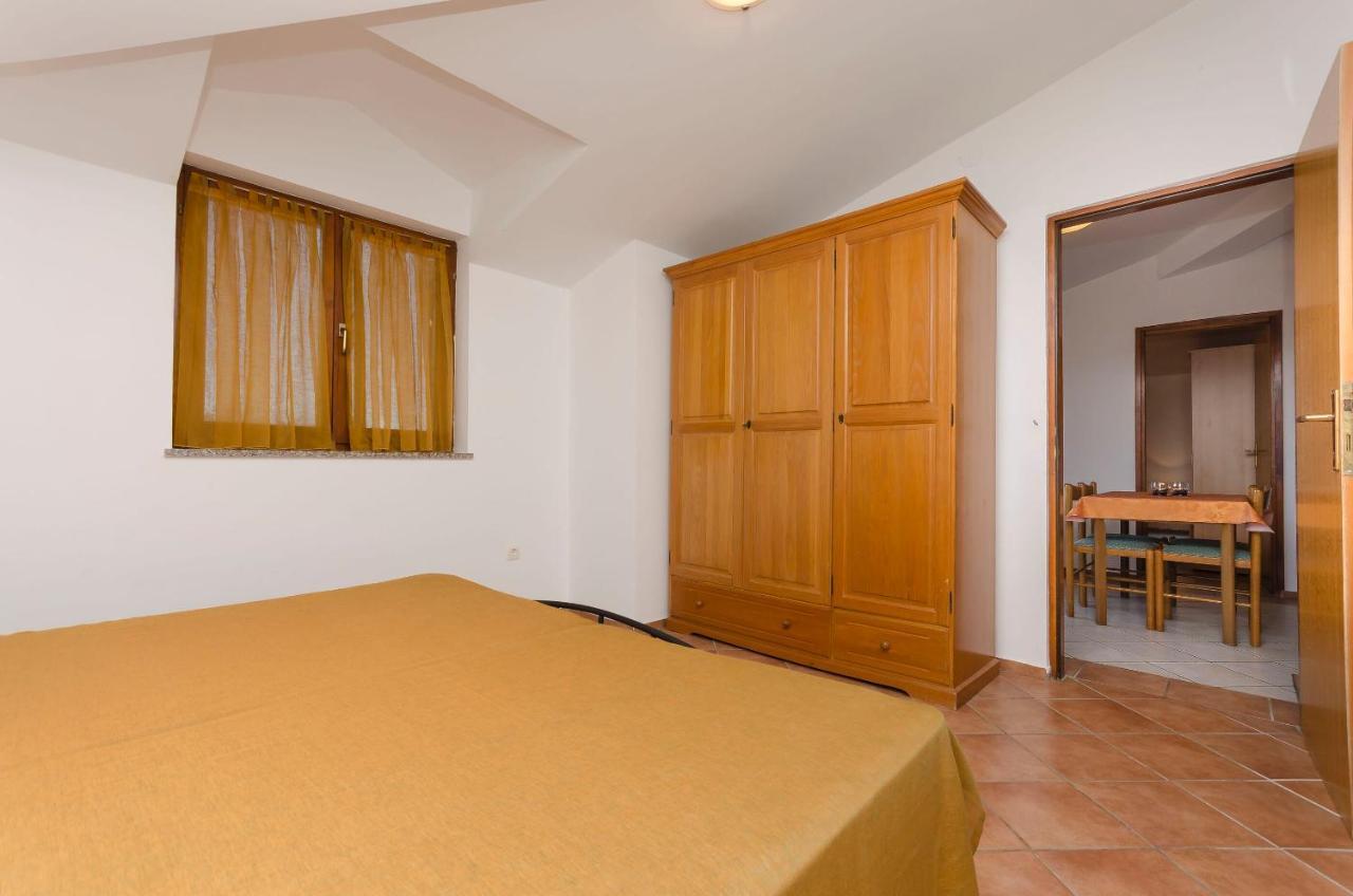Apartments Villa Estella Srima Kültér fotó