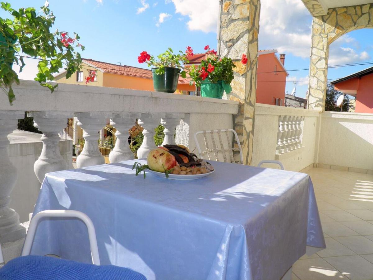 Apartments Villa Estella Srima Kültér fotó